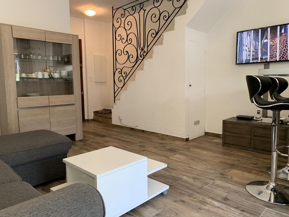 Appartement Maenat Borgo  Zewnętrze zdjęcie